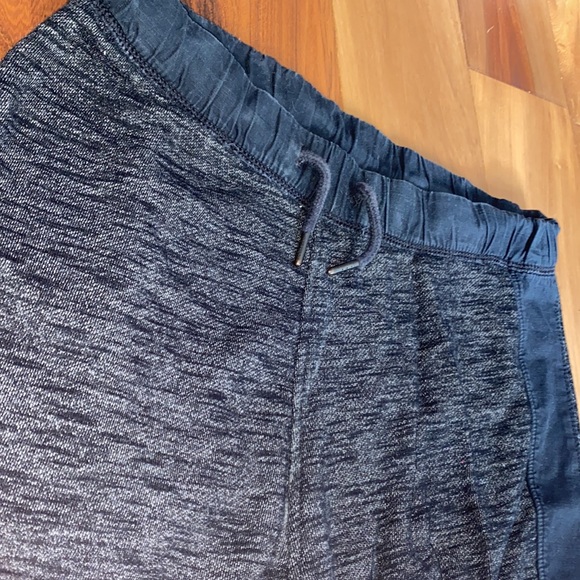 NWOT-ABERCROMBIE KIDS FLEECE LINED SHORTS EMBROIDERED MOOSE W POCKETS BOYS 15/16 - Picture 3 of 5